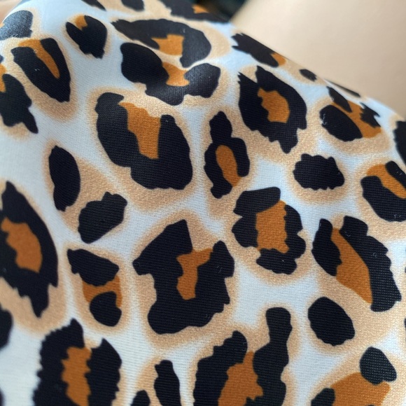 *BOGO Zaful leopard print high neck cross back bikini swimsuit top women’s XL - Picture 5 of 5